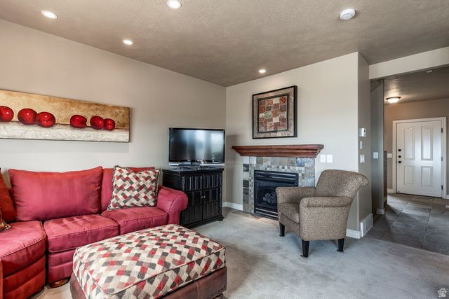 2011 E STONELEIGH DR, Draper, UT 84020