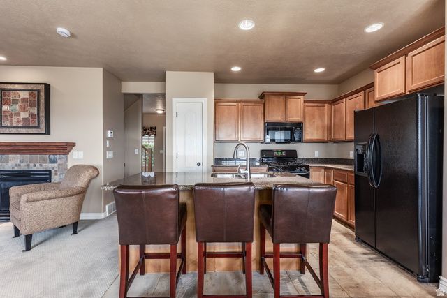 2011 E STONELEIGH DR, Draper, UT 84020