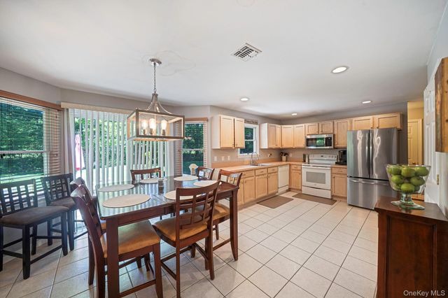 283 Route 25A, Wading River, NY 11792