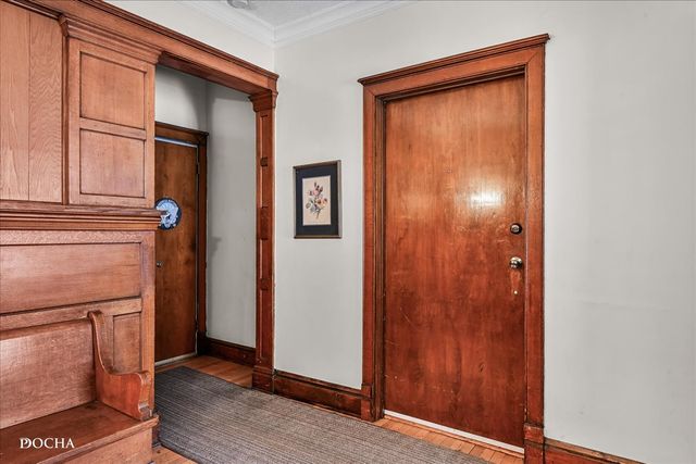 524 Washington Boulevard 1F, Oak Park, IL 60302