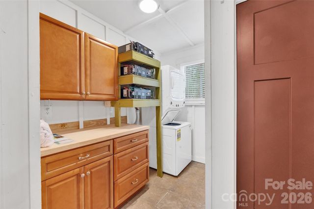 179 Doves Way, Lake Lure, NC 28746