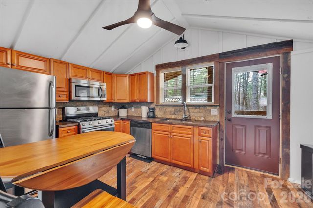 179 Doves Way, Lake Lure, NC 28746