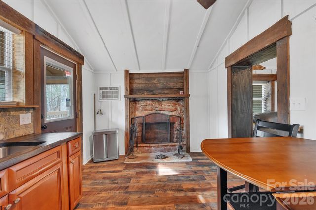 179 Doves Way, Lake Lure, NC 28746