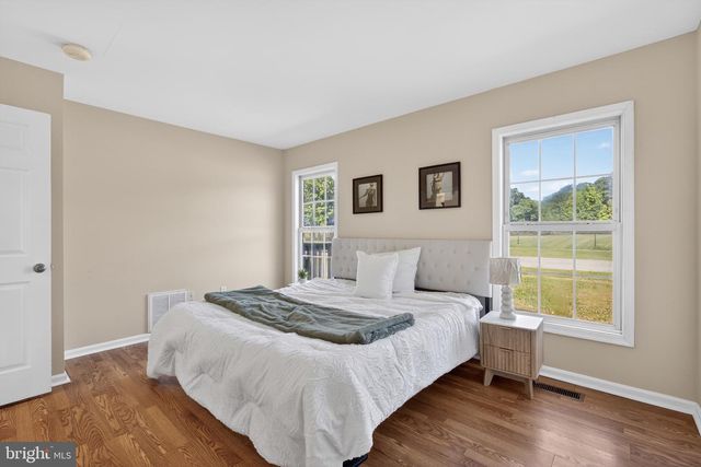 606 OLD LOVE POINT RD, Stevensville, MD 21666