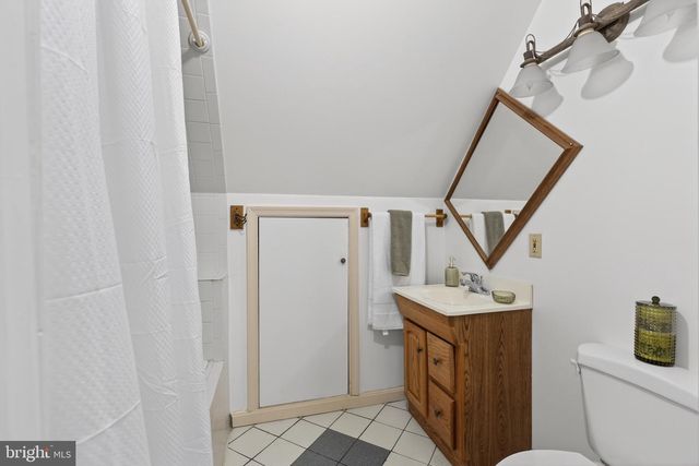 606 OLD LOVE POINT RD, Stevensville, MD 21666