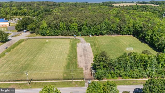 606 OLD LOVE POINT RD, Stevensville, MD 21666