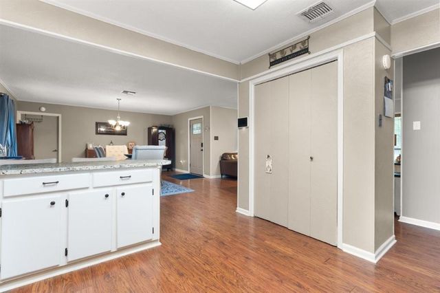 385 W Borel Drive, Lake Charles, LA 70611