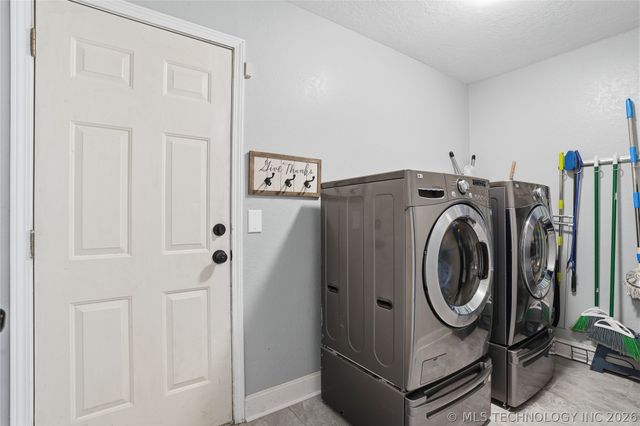 12536 E 83rd Street North, Owasso, OK 74055