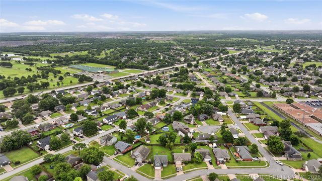 12536 E 83rd Street North, Owasso, OK 74055