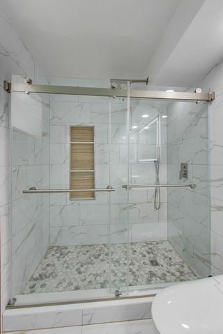 2 E Erie Street 3005, Chicago, IL 60611
