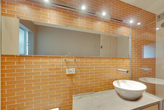2 E Erie Street 3005, Chicago, IL 60611