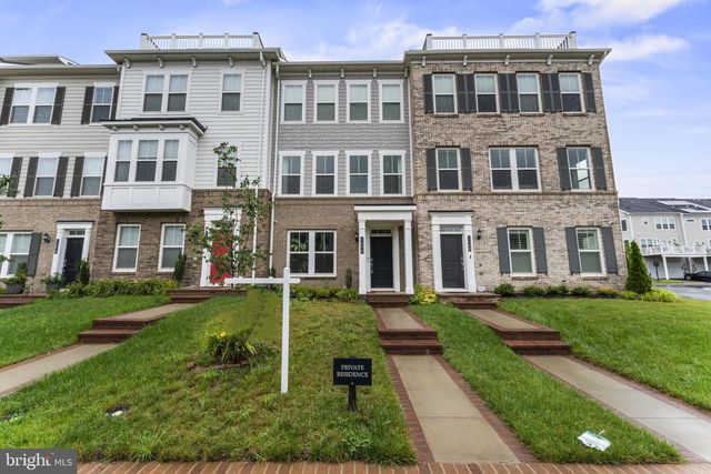 1690 DUNNINGTON PL, Dumfries, VA 22026