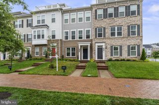 1690 DUNNINGTON PL, Dumfries, VA 22026