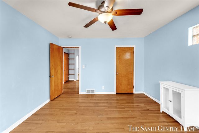 15008 Lakeshore Drive, Grand Haven, MI 49417