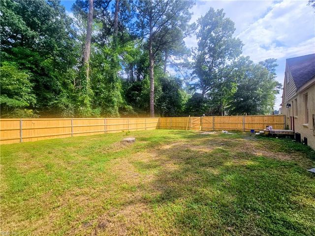 5800 Arden ST, Portsmouth, VA 23703