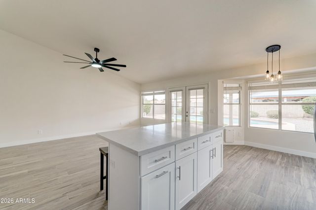 7664 W REDFIELD Road, Peoria, AZ 85381