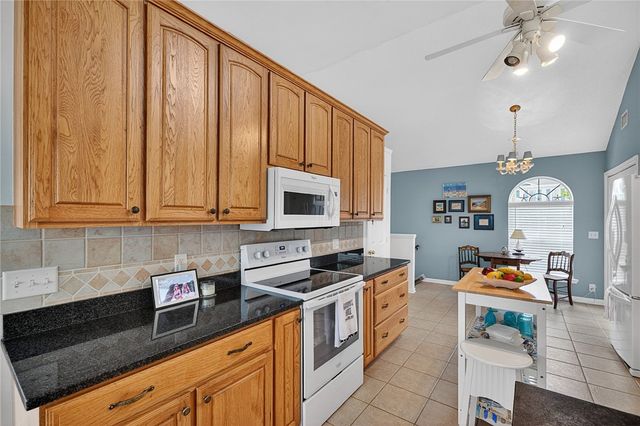 105 Thompson Cove, St Simons Island, GA 31522