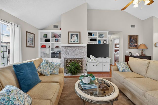 105 Thompson Cove, St Simons Island, GA 31522