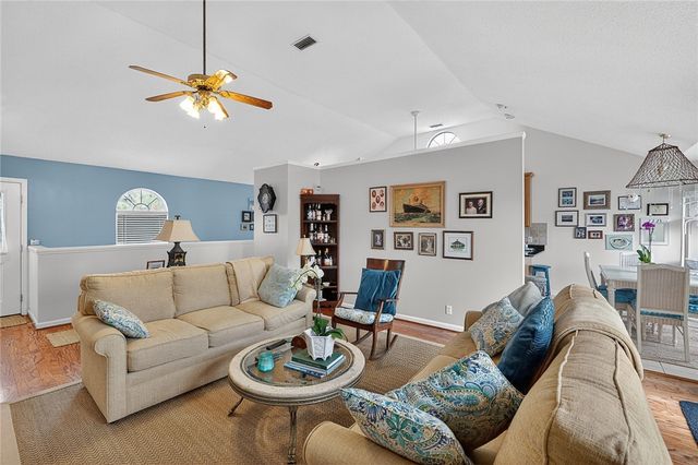 105 Thompson Cove, St Simons Island, GA 31522