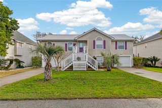 105 Thompson Cove, St Simons Island, GA 31522