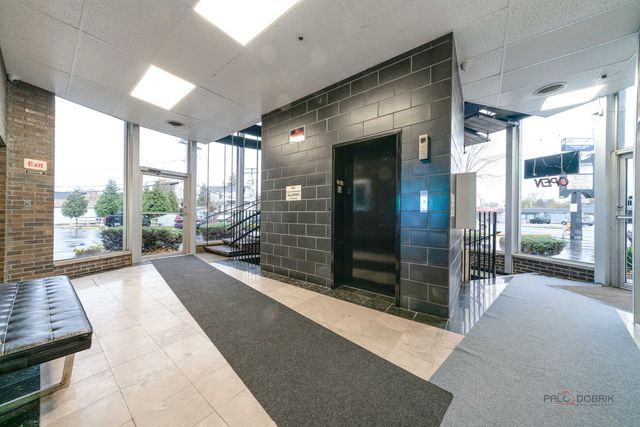 1702 Washington Street 101, Waukegan, IL 60085