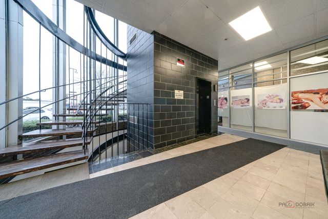 1702 Washington Street 101, Waukegan, IL 60085