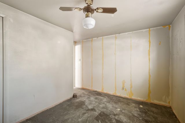 11604 Ralph Avenue NE, Albuquerque, NM 87112