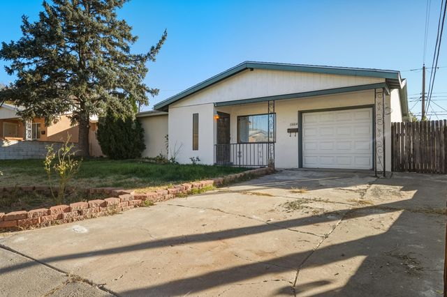 11604 Ralph Avenue NE, Albuquerque, NM 87112