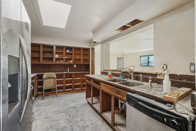 11604 Ralph Avenue NE, Albuquerque, NM 87112