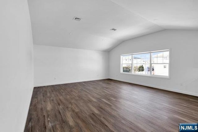 2 Rossi Court 2, South Hackensack, NJ 07606