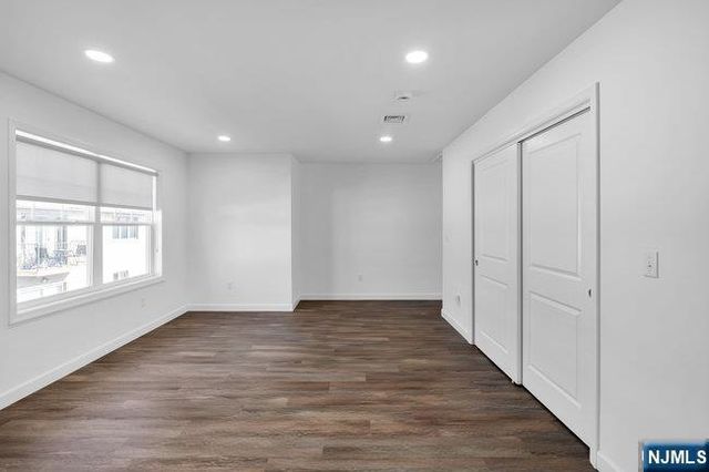 2 Rossi Court 2, South Hackensack, NJ 07606