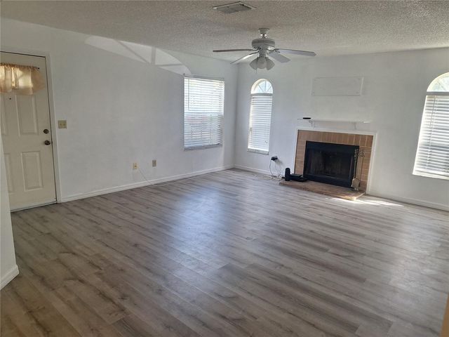 11910 SKYLAKE PLACE E, Temple Terrace, FL 33617