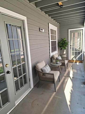 11910 SKYLAKE PLACE E, Temple Terrace, FL 33617