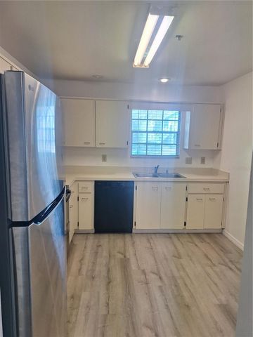 11910 SKYLAKE PLACE E, Temple Terrace, FL 33617