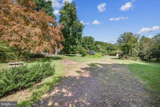 324 MOUNT LAUREL RD, Mount Laurel, NJ 08054