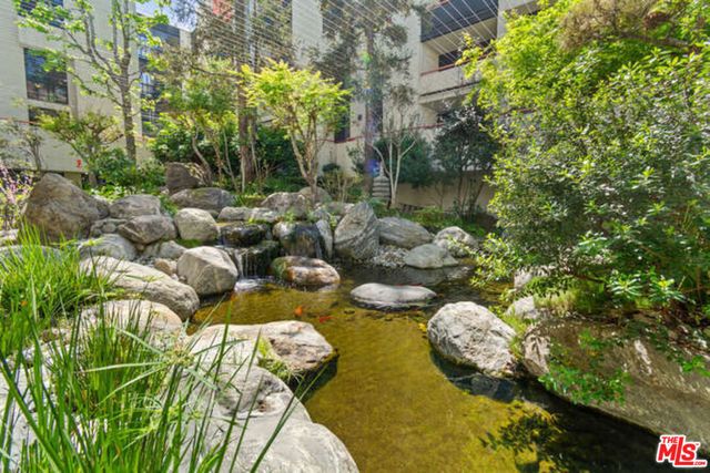 222 S Central Avenue 107, Los Angeles, CA 90012