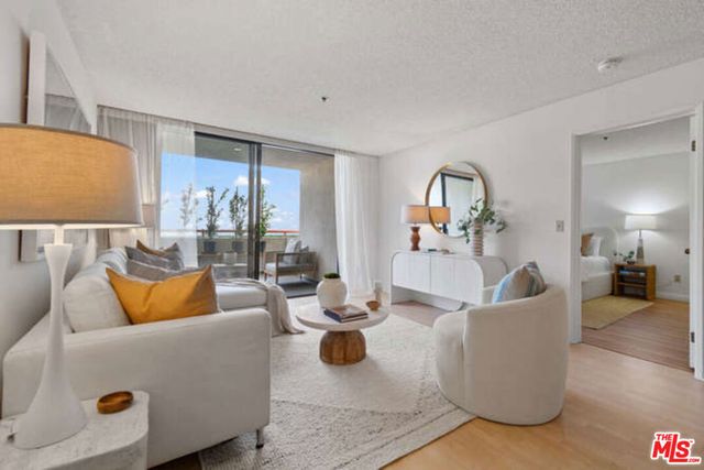 222 S Central Avenue 107, Los Angeles, CA 90012