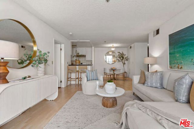 222 S Central Avenue 107, Los Angeles, CA 90012