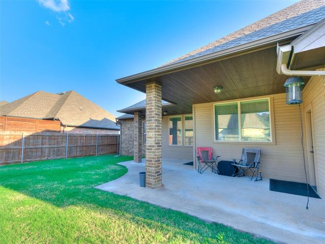 1400 NW 176th Street, Edmond, OK 73012