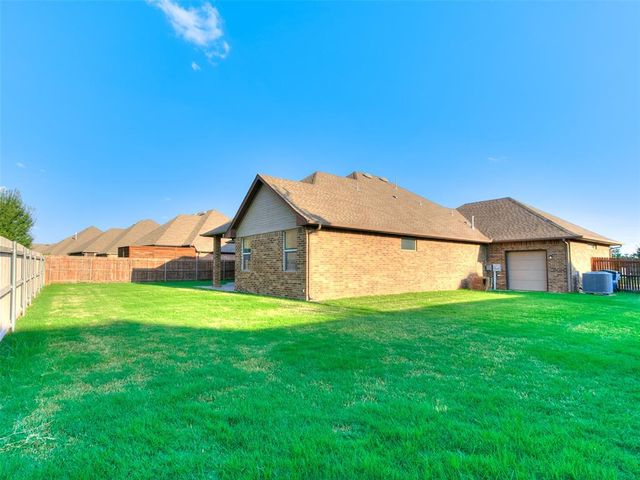 1400 NW 176th Street, Edmond, OK 73012