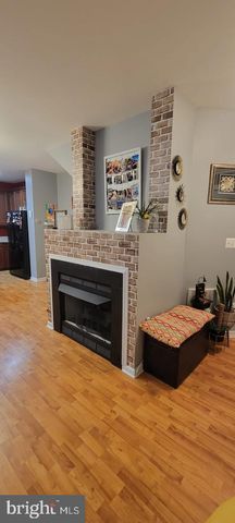 42219 BLACK ROCK TER, Aldie, VA 20105