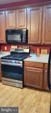 42219 BLACK ROCK TER, Aldie, VA 20105