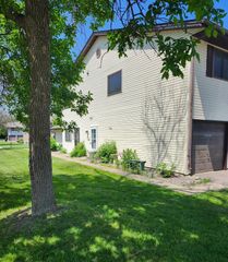 6536 83rd Court N, Brooklyn Park, MN 55445