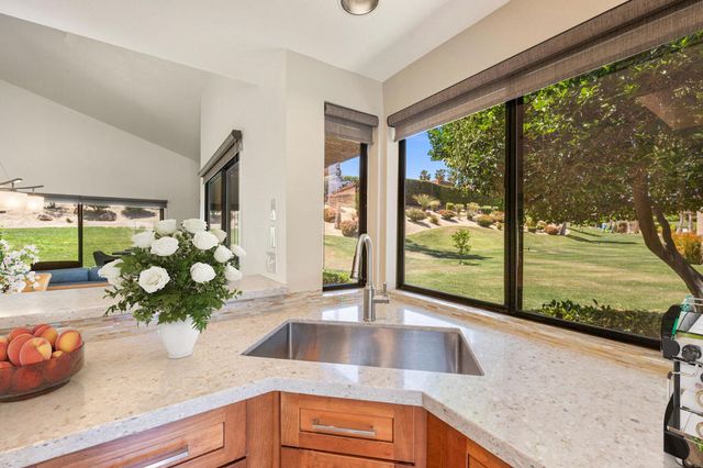 49271 Mariposa Drive, Palm Desert, CA 92260