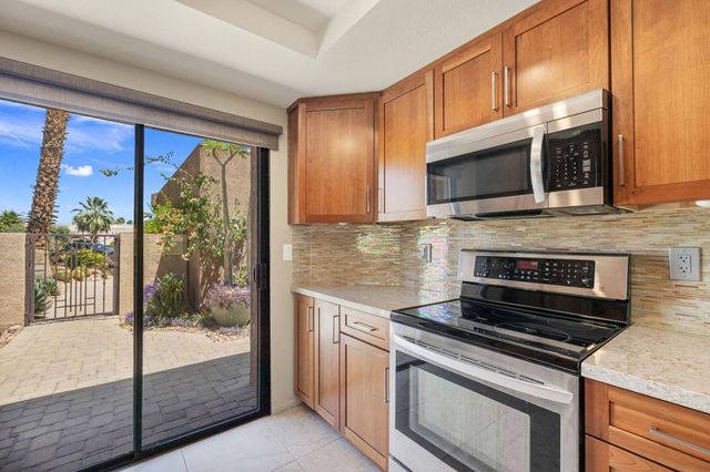 49271 Mariposa Drive, Palm Desert, CA 92260