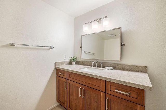 49271 Mariposa Drive, Palm Desert, CA 92260