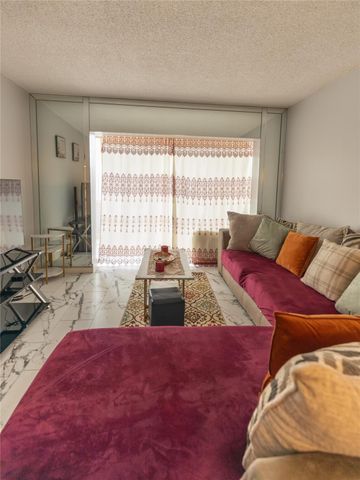 3140 Holiday Springs Boulevard 9-210, Margate, FL 33063