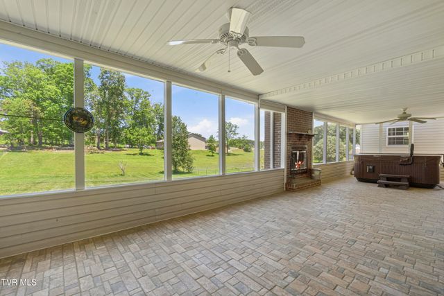 58 Fairview Ridges Drive, Afton, TN 37616