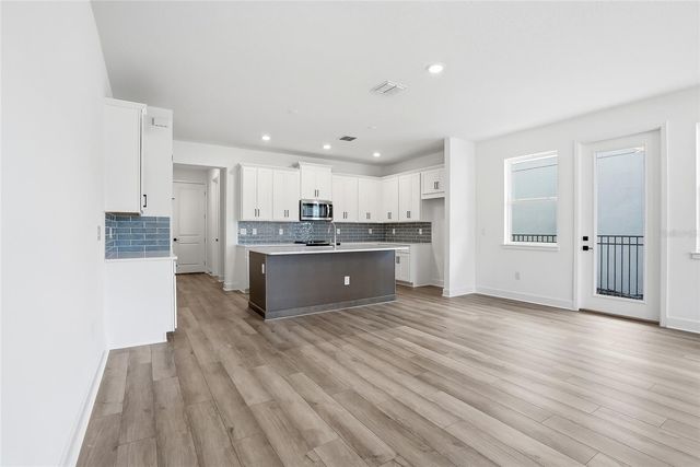 2033 AMELIA BAY PLACE, Valrico, FL 33596