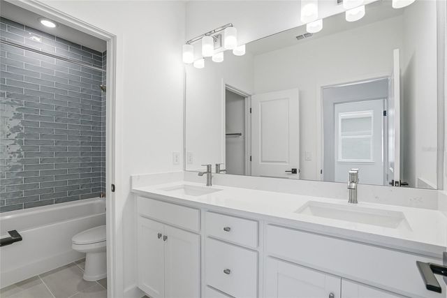 2033 AMELIA BAY PLACE, Valrico, FL 33596